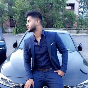 Meet your Posher, Yasser